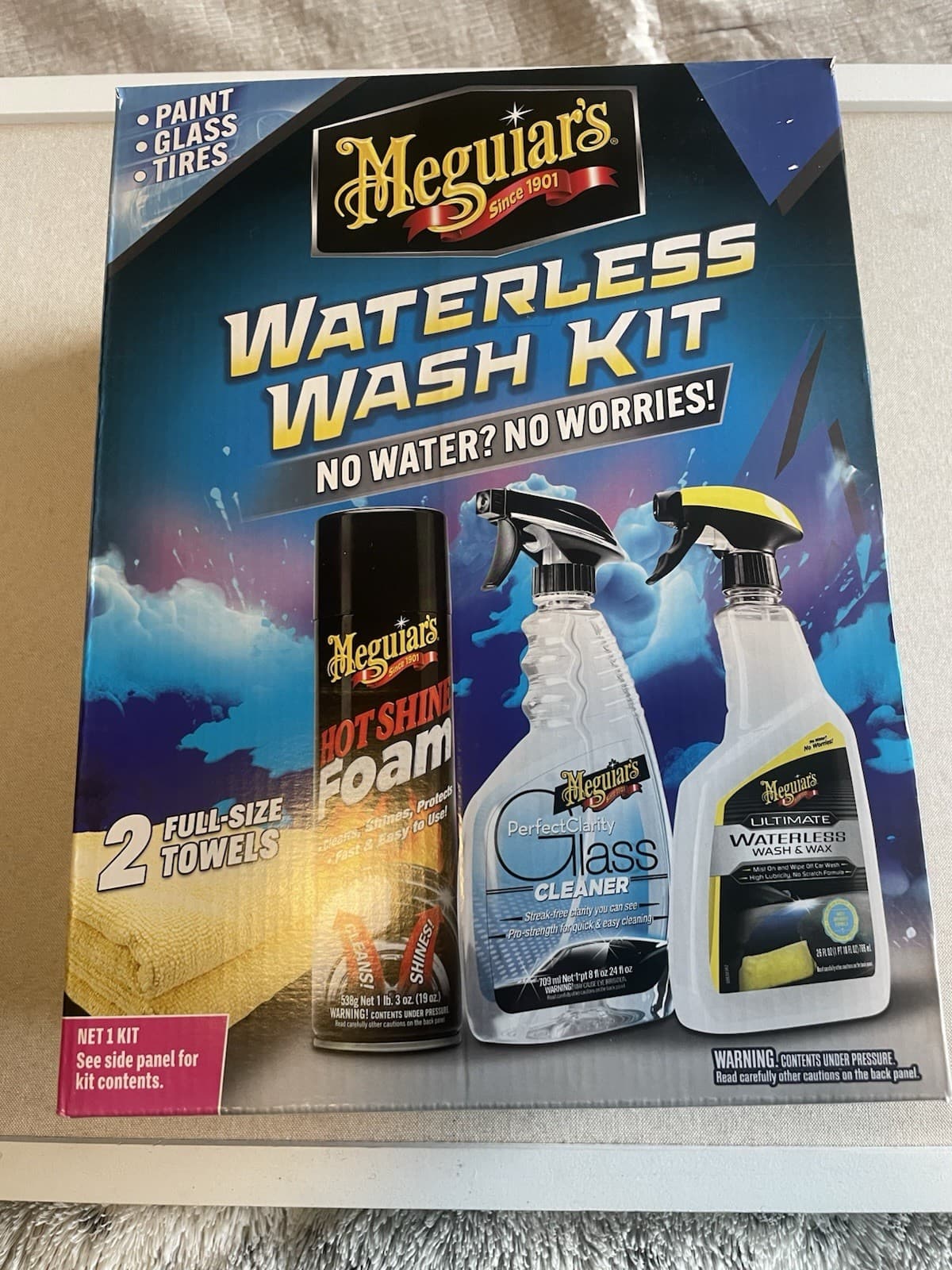 Meguiar’s Waterless Car Wash Kit Tire Shine w/ Towels Gift For Him Glass & Wax