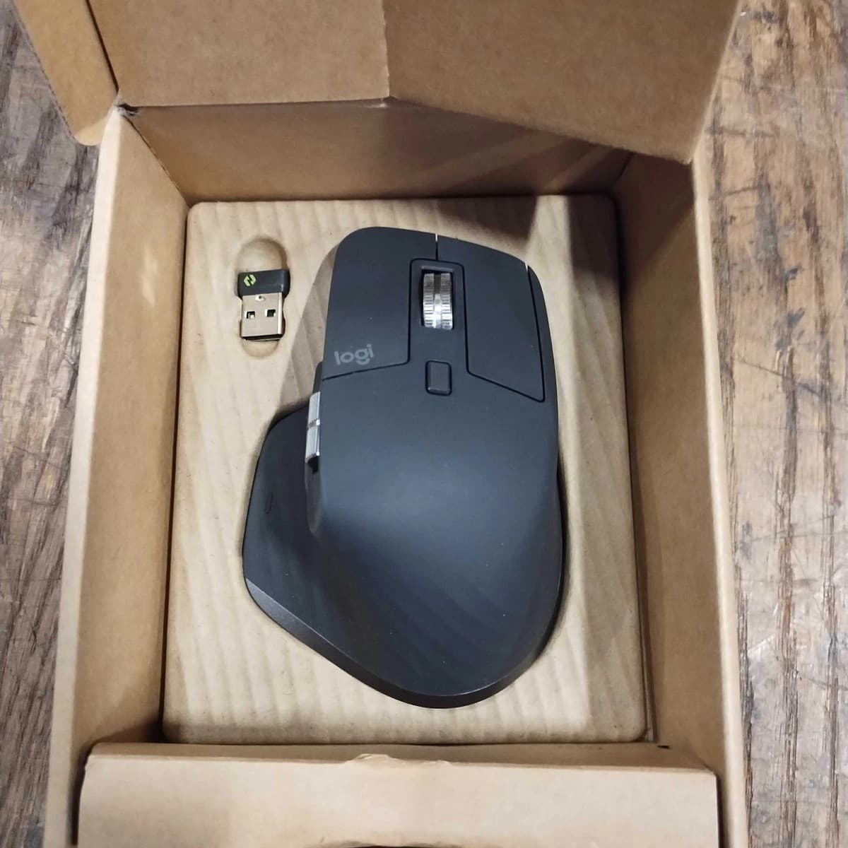 NEW LOGITECH MX MASTER 3S WIRELESS MOUSE BLUETOOTH 8000 DPI QUIET CLICKS