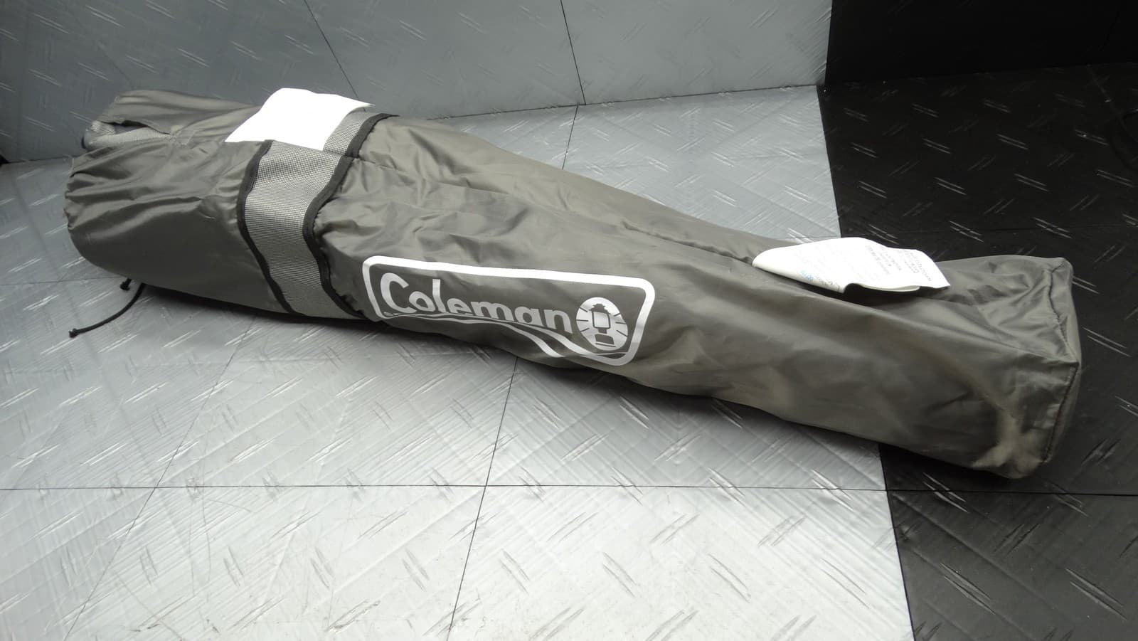 Coleman Cooler Quad Chair Camping Chair 325lb Capacity w/ Built-in Cooler